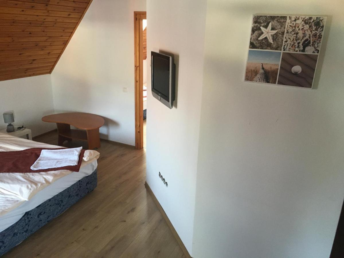 בלטונפנבש Fenyves Hotel מראה חיצוני תמונה